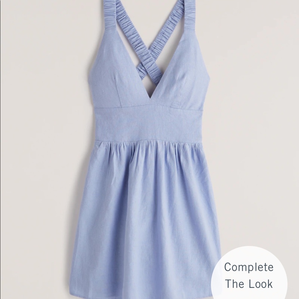 Abercrombie Scrunchie Strap Deep V skort! Size XST